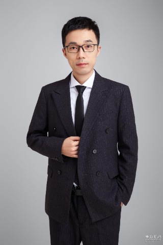 杨华 - 兴义市翠韵阁百货店杨华